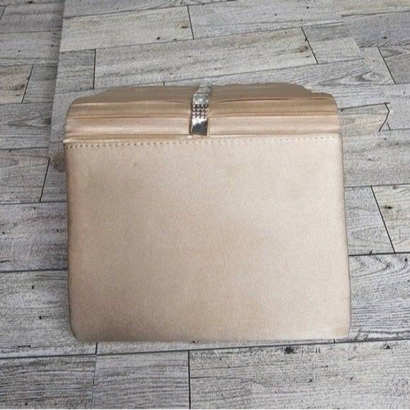 Gunne Sax by Jessica McClintock clutch/evening bag, rhinestones & chain strap - Picture 6 of 6